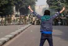 Egypte : affrontements entre l’armée et pro-Morsi, un général et un colonel tués Egypte : affrontements entre l’armée et pro-Morsi, un général et un colonel tués