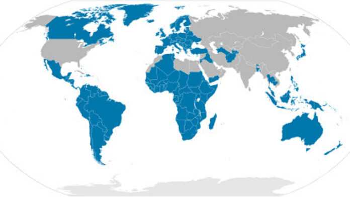 Les Etats signataires de la Convention d'Ottawa en bleu (wikipedia.com)