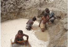 RDC : une ONG veut sortir 12 000 enfants des sites miniers du Katanga