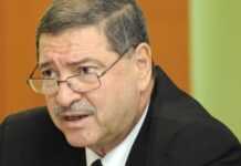 Tunisie : Habib Essid, un nouveau Premier ministre en question Tunisie : Habib Essid, un nouveau Premier ministre en question