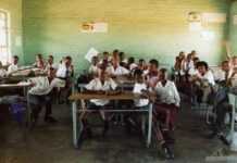 Afrique du Sud : démission en masse des enseignants sous-payés Afrique du Sud : démission en masse des enseignants sous-payés