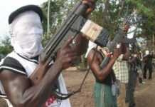 Nigeria : Boko Haram attaque des bureaux de vote, 7 morts Nigeria : Boko Haram attaque des bureaux de vote, 7 morts