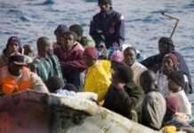Naufrage en cours en Méditerranée : 300 migrants à bord ! Naufrage en cours en Méditerranée : 300 migrants à bord !