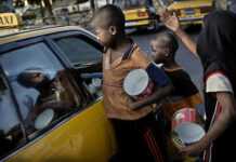 Sénégal : Human Rights Watch dénonce l’exploitation des enfants des écoles coraniques