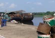 Port d'Oyo sur l'Alima