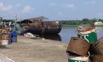 Port d'Oyo sur l'Alima