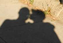 Maroc : deux homosexuels arrêtés après un baiser en public