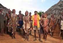 Une tribu éthiopienne au cœur d’une émission de télé-réalité Une tribu éthiopienne au cœur d’une émission de télé-réalité