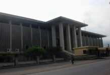 Côte d’Ivoire : les ex-militaires Abehi et Séka Séka condamnés à 5 et 20 ans de prison Côte d’Ivoire : les ex-militaires Abehi et Séka Séka condamnés à 5 et 20 ans de prison