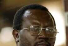 RDC : les policiers accusés du meurtre de Chebeya risquent la perpétuité RDC : les policiers accusés du meurtre de Chebeya risquent la perpétuité