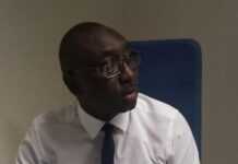 James Bittaye : « Les banques peuvent jouer un rôle dans la croissance en Afrique James Bittaye : « Les banques peuvent jouer un rôle dans la croissance en Afrique