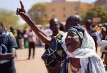 Diendérer, Mackysaliser, Yayiboniser… les nouveaux verbes conjugués par les Burkinabè Diendérer, Mackysaliser, Yayiboniser… les nouveaux verbes conjugués par les Burkinabè