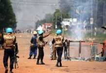Présidentielle en Centrafrique : une vingtaine de candidats exigent l’arrêt d’une « mascarade » Présidentielle en Centrafrique : une vingtaine de candidats exigent l’arrêt d’une « mascarade »