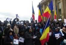 Les Tchadiens de France manifestent contre le viol de la lycéenne Zouhoura Les Tchadiens de France manifestent contre le viol de la lycéenne Zouhoura