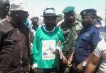 En RDC, le pouvoir déroule le tapis rouge à un criminel de guerre En RDC, le pouvoir déroule le tapis rouge à un criminel de guerre