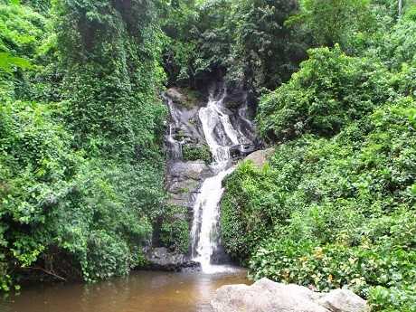 cascade_kpalime_photo_togo_tourisme.jpg cascade_kpalime_photo_togo_tourisme.jpg