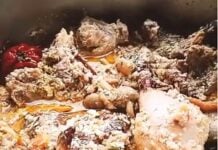 Poulet fumé aux pistaches (graines de courge) Poulet fumé aux pistaches (graines de courge)