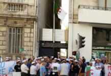 Meurtres d’Algériens : manifestation devant le consulat d’Algérie à Marseille Meurtres d’Algériens : manifestation devant le consulat d’Algérie à Marseille