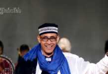 Le grand artiste peintre marocain Abderrahmane Ouardane rend hommage au styliste nigérien Alphadi Le grand artiste peintre marocain Abderrahmane Ouardane rend hommage au styliste nigérien Alphadi