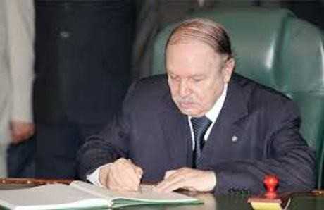 Bouteflika signe ok bis