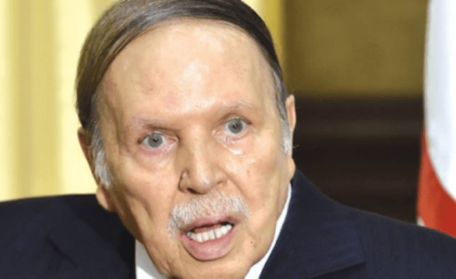 Algérie : le Président Bouteflika reçoit une balle dans le pied