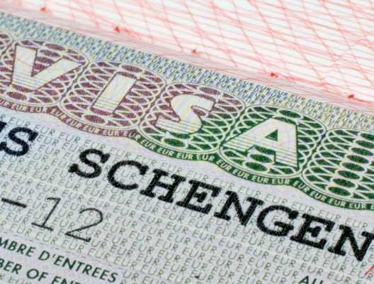 Pourquoi les Algériens sont interdits d'entrée dans Schengen