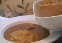 Kouakoukou à la sauce blanche Kouakoukou à la sauce blanche