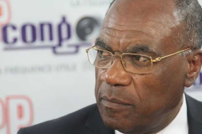 Léonard She Okitundu