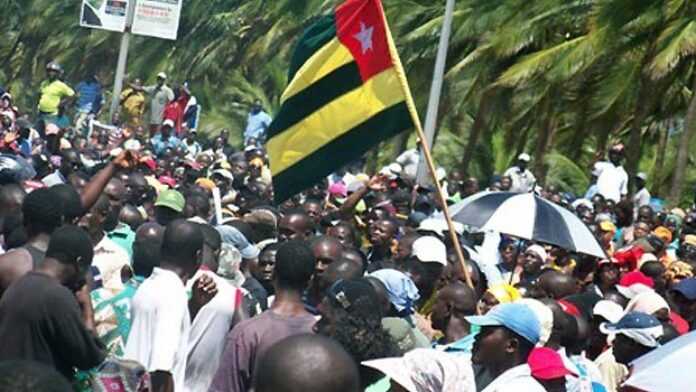Togo : combien de morts avant de suspendre la coopération militaire française ?