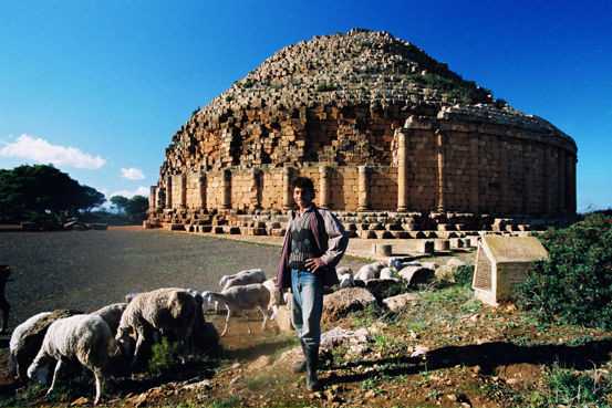 pyramide algerie