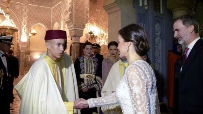 Le prince héritier Moulay El Hassan, la reine Dona Letizia et son époux Don Felipe VI