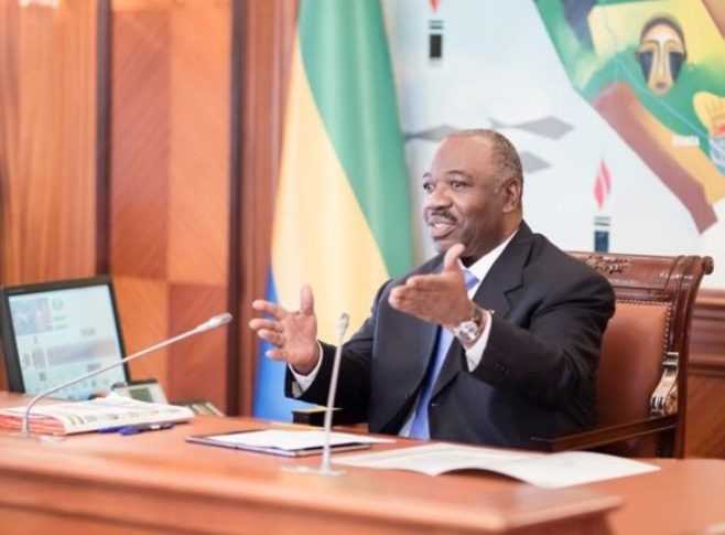 Ali-Bongo-a-présidé-son-696x464