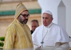 Le roi du Maroc, Mohammed VI, et le pape François