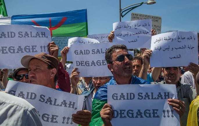 Gaid Salah dégage