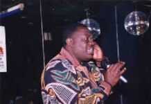 Cameroun : L’humoriste Narcisse Kouokam a fêté ses 35 ans de carrière à Yaoundé Cameroun : L’humoriste Narcisse Kouokam a fêté ses 35 ans de carrière à Yaoundé