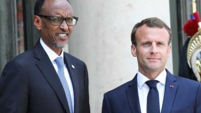 Le Président rwandais, Paul Kagame, et son homologue français, Emmanuel Macron