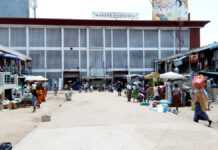 Bénin : le marché Dantokpa « sur les bords de la lagune du serpent » Le marché Dantokpa