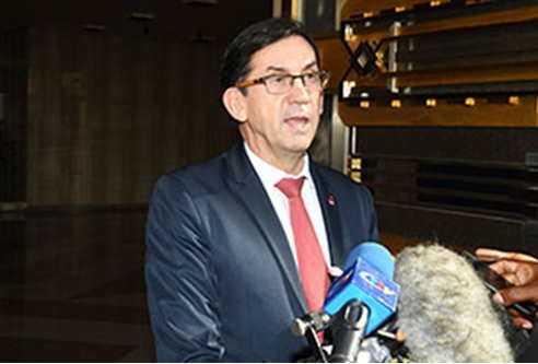 Gilles Thibault ambassadeur de France au Cameroun