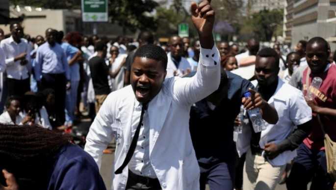 Cameroun : la grève de la faim des docteurs recalés se poursuit