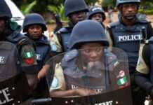 Nigeria : en tentant de disperser une foule, un policier abat son collègue
