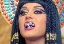 Katy Perry fête son anniversaire en Egypte
