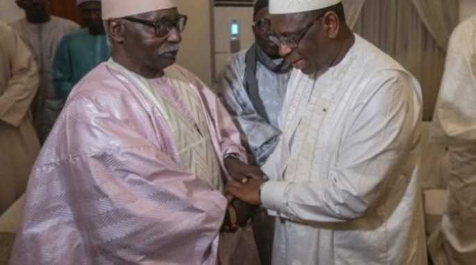 Le khalife général des Tidiane, Serigne Mbaye Sy Mansour, et le Président du Sénégal, Macky Sall