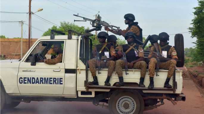 burkina-gendarmes-m