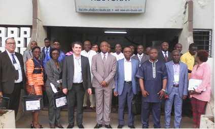 colloque international de Douala Une