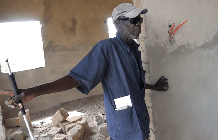 Daouda Sène menuisier