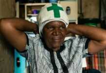 Drame sanitaire au Zimbabwe : quand Esther Gwena s’improvise sage-femme Drame sanitaire au Zimbabwe : quand Esther Gwena s’improvise sage-femme