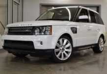 Buzz : un pasteur bastonné pour avoir acheté une voiture de luxe avec l’argent de ses fidèles ! (vidéo) Buzz : un pasteur bastonné pour avoir acheté une voiture de luxe avec l’argent de ses fidèles ! (vidéo)