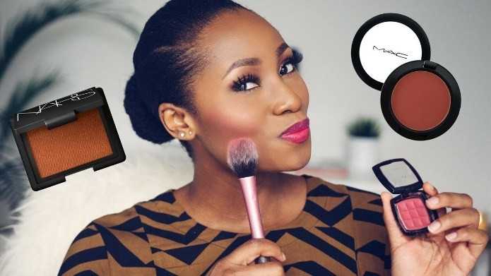 Le make-up en Afrique : embellissement ou spectacle de Kabuki