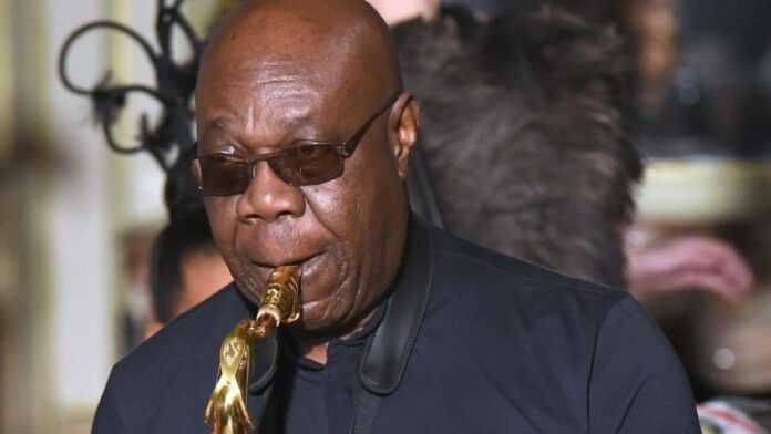 Résultat de recherche d'images pour "manu dibango"