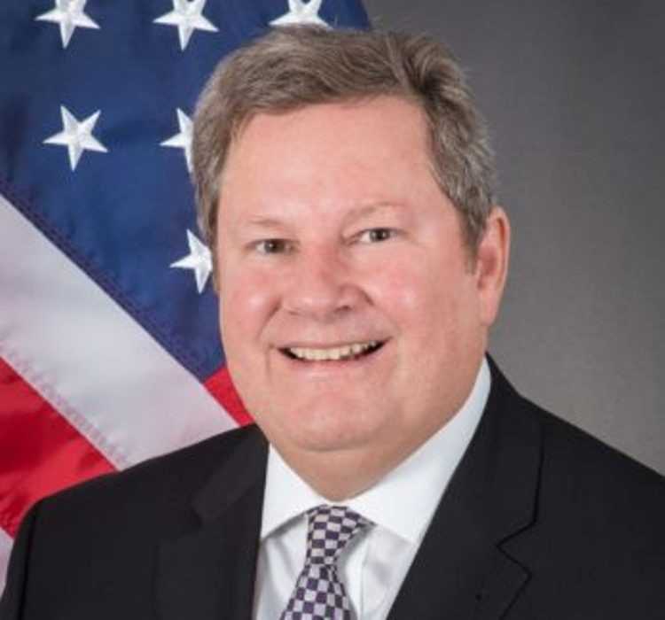 RDC : l'ambassadeur des Etats-Unis étale ses talents de danseur (vidéo)